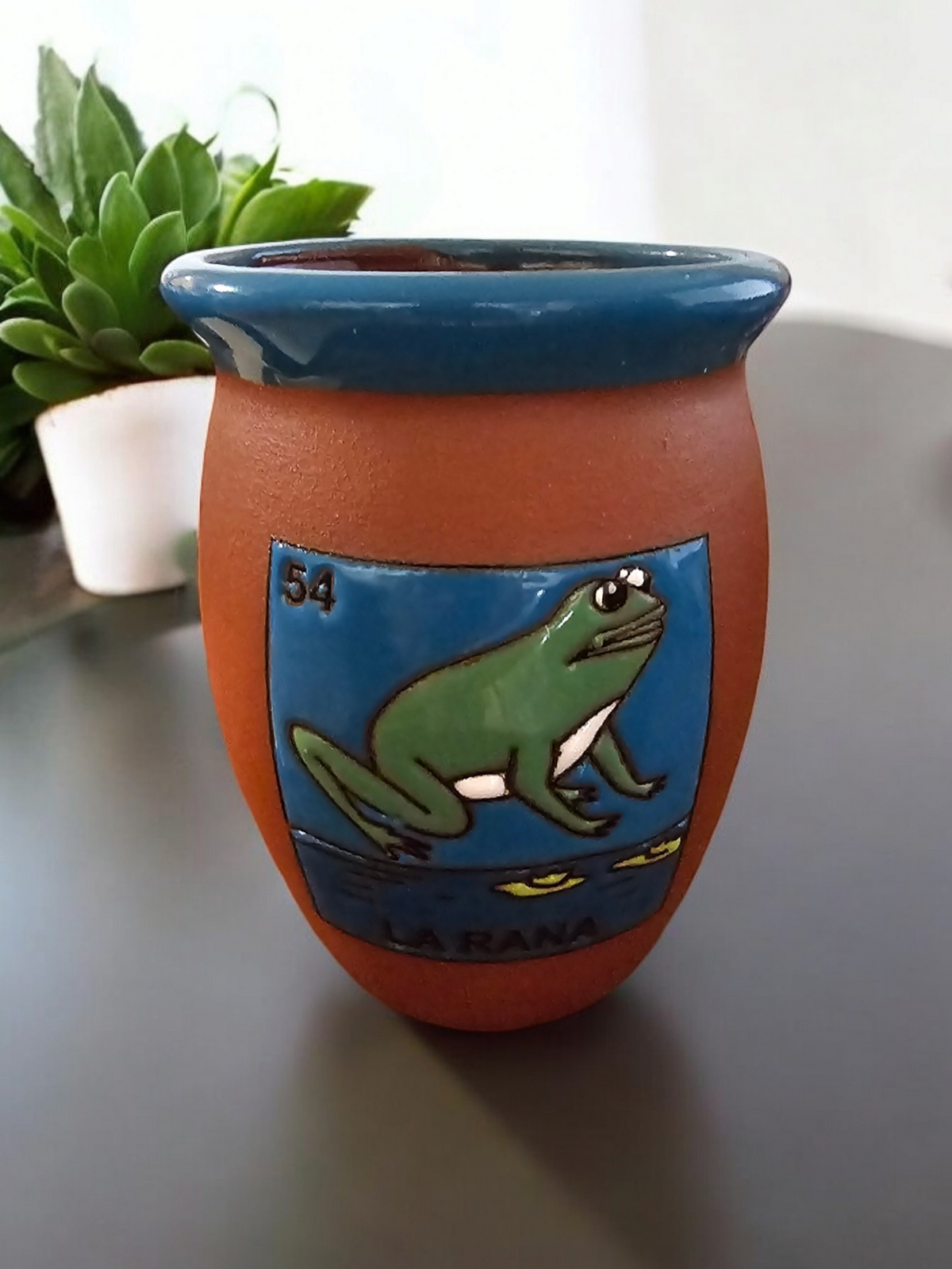 Loteria Collection, El Sapo Cantarito Candle, Drink Size