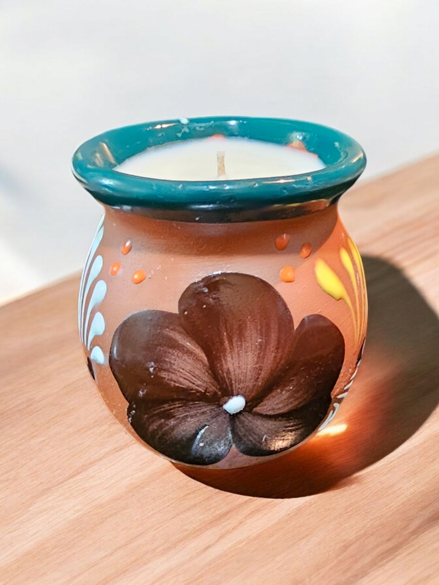 Taza (Mug) Collection Candle, Traditional Dark Floral