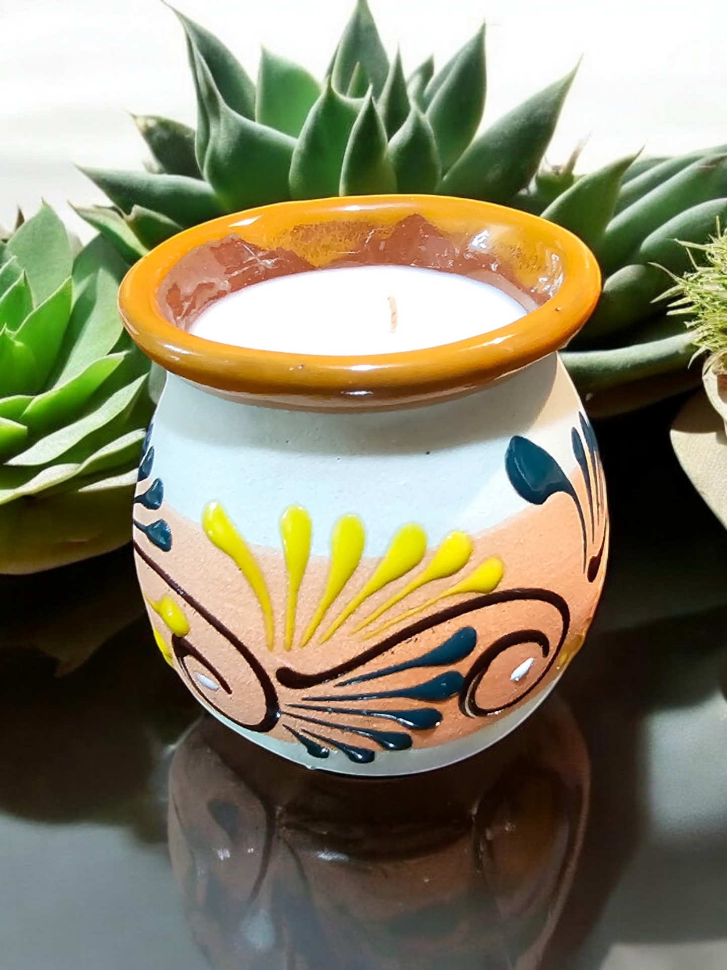 Taza (Mug) Collection Candle, Traditional Floral, Pan Dulce